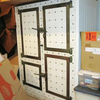 Original Ceramic-Tile Front Refrigerator from 1913!
