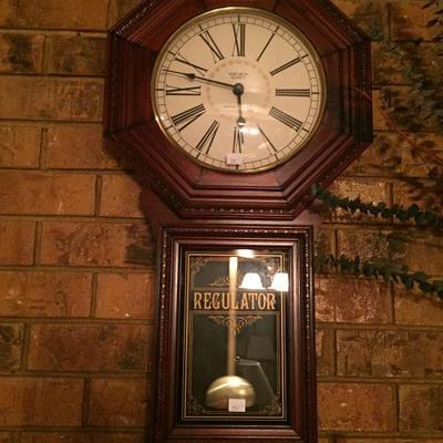 Pendulum wall clock, Verichron Quartz, Westminster Chime 