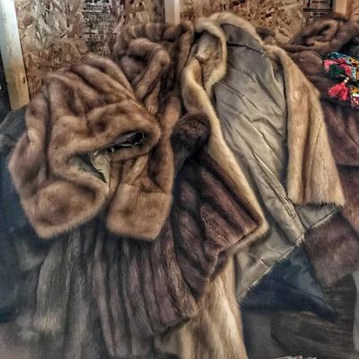 Tons of furs. Vintage to antique. Many in great shape stored in a fur vault most of the time, some need minor repair, others need work or...