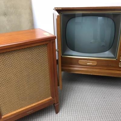Vintage TV with Speaker!