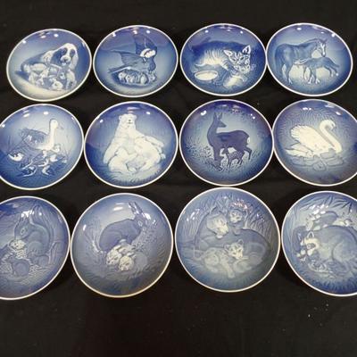 â€˜Pineclaireâ€™ Online Estate Sale Auction is currently open for bidding! All bids start at $1 with no reserves. To VIEW more photos and...