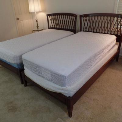 â€˜Pineclaireâ€™ Online Estate Sale Auction is currently open for bidding! All bids start at $1 with no reserves. To VIEW more photos and...