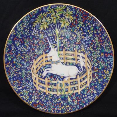 â€˜Pineclaireâ€™ Online Estate Sale Auction is currently open for bidding! All bids start at $1 with no reserves. To VIEW more photos and...