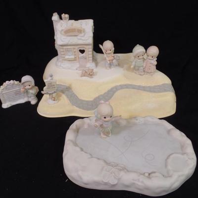 â€˜Pineclaireâ€™ Online Estate Sale Auction is currently open for bidding! All bids start at $1 with no reserves. To VIEW more photos and...