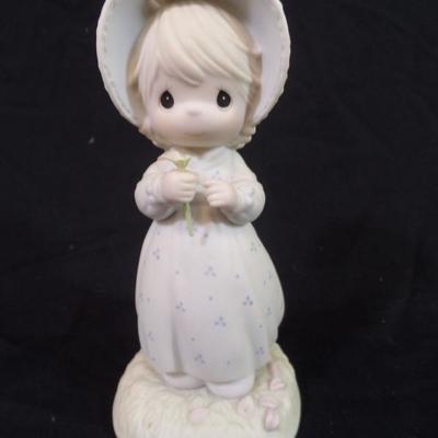 â€˜Pineclaireâ€™ Online Estate Sale Auction is currently open for bidding! All bids start at $1 with no reserves. To VIEW more photos and...