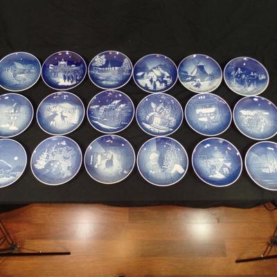 â€˜Pineclaireâ€™ Online Estate Sale Auction is currently open for bidding! All bids start at $1 with no reserves. To VIEW more photos and...