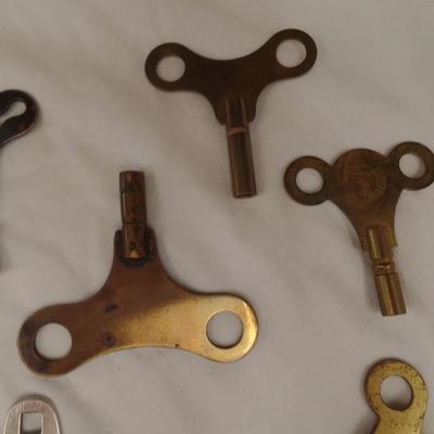 â€˜Pineclaireâ€™ Online Estate Sale Auction is currently open for bidding! All bids start at $1 with no reserves. To VIEW more photos and...