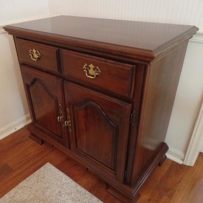 â€˜Pineclaireâ€™ Online Estate Sale Auction is currently open for bidding! All bids start at $1 with no reserves. To VIEW more photos and...