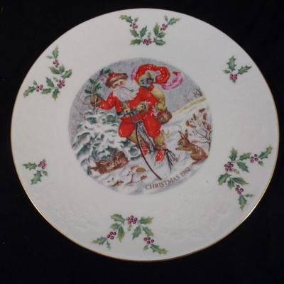 â€˜Pineclaireâ€™ Online Estate Sale Auction is currently open for bidding! All bids start at $1 with no reserves. To VIEW more photos and...