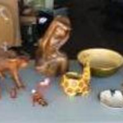 SDD040 Fantstic Collectible Wooden Carved Animals