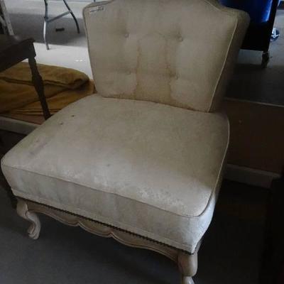 Decor accent chair need cleaned