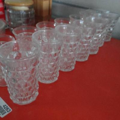 Set of 14 pc cup set