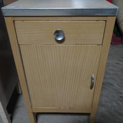 Small metal cabinet
