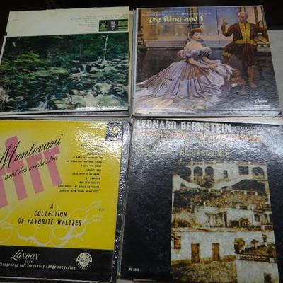 Lot of 10 records