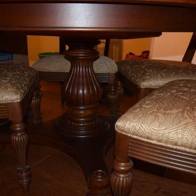 Ethan Allen Dining Table & 4 Chairs