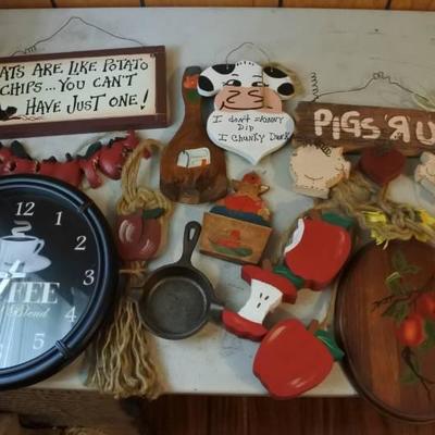 Lot of Signs and Kitchen Decor