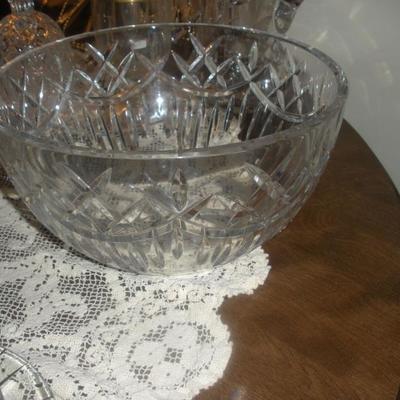 good selection of crystal and cut glass