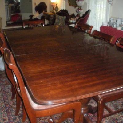 double pedestal dining table with two leaves