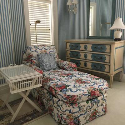 Karges Furniture Dresser, Karges Furniture Chaise Lounge