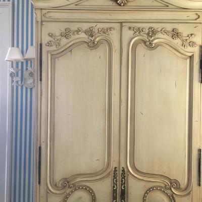 Karges Armoire 