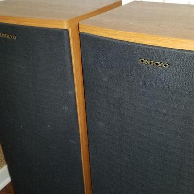 Onkyo speakers 
