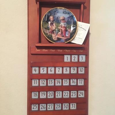 Hummel Calendar Plate Collection with accessories
24
