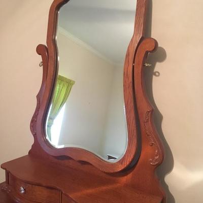 Lexington Victoria Sampler Collection 
Victorian Mansion Beveled Mirror 