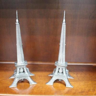 Eiffel Tower Statue Swords