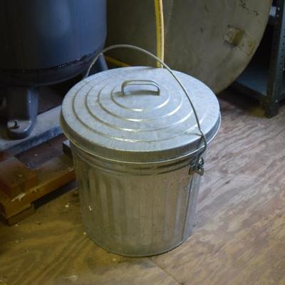 Large Metal Pail with Lid