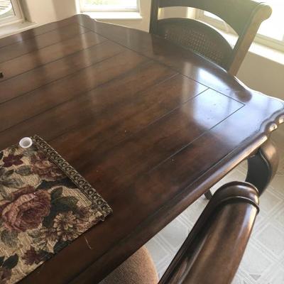 Sturdy beautiful dining table 