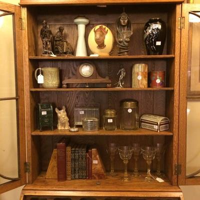 Alfons Mucha bronze sculpture, 1962 Seattle worlds fair martini glasses and Pacific stoneware mug, vintage book ends and other antiques.