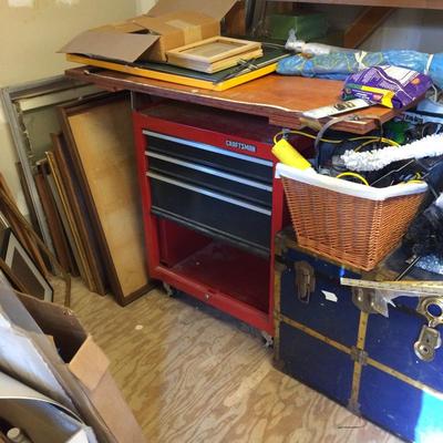 Large craftsman rolling toolbox.