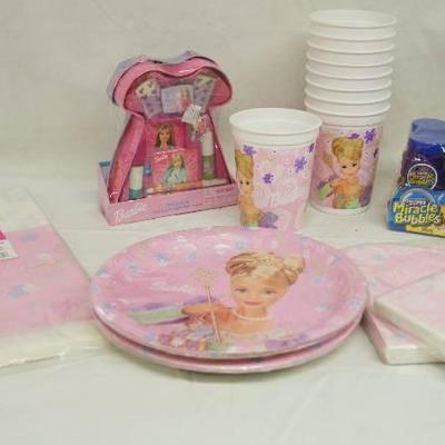 Party Supplies - Barbie - LET'S Party