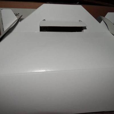 (1) Case Of Eco White Gloss Lunch Box With Handle