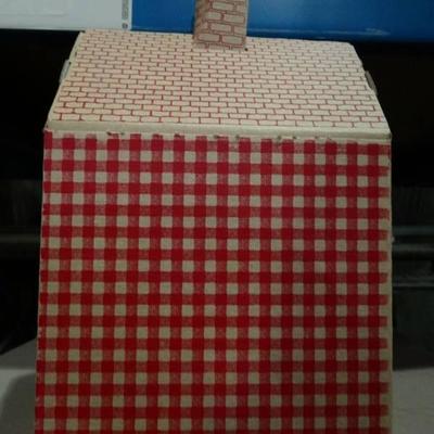 (1) Cases Of (25) Red Gingham House Boxes