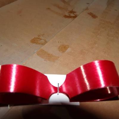 (4) Cases Red 4 Inch Hank Bows
