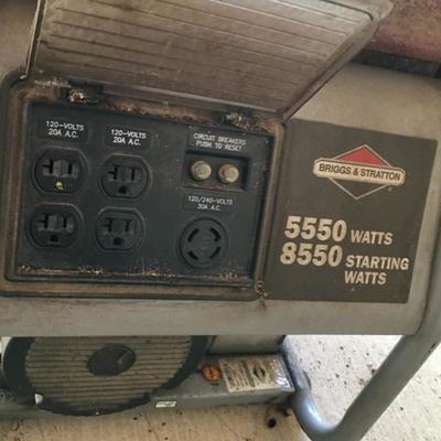 Running Generator - 5550 Watts Briggs & Stratton