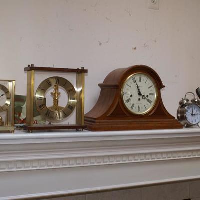 Bulova Retro Clocks & Howard Miller Wood Case Mantel Clock 