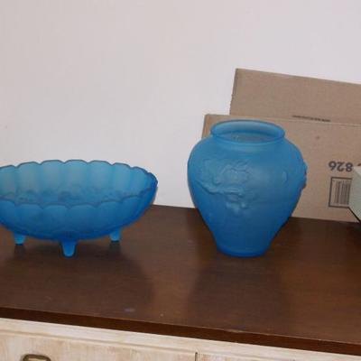 Stain Blue Glass Oval Bowl & Vase 