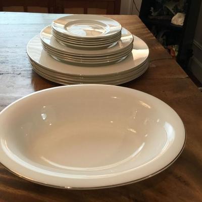 Wedgewood Signet Platinum China