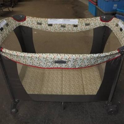 Baby Play Pen Like New Condition