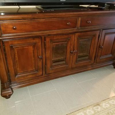 cabinet/TV stand