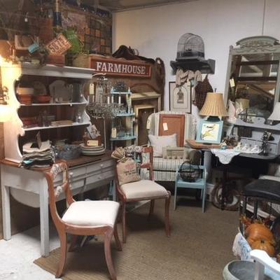Great 2 piece hoosier style cabinet.  Easily transported.