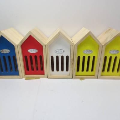1 Lot of 5 Wild on wildlife butterfly houses