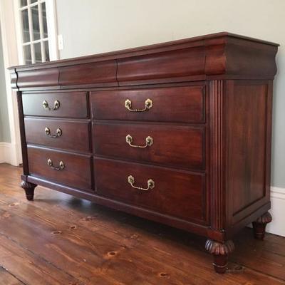 Ethan Allen Marques Dresser