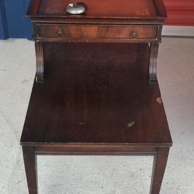 Leather Top End table WN7009 https://www.ebay.com/itm/113230872203