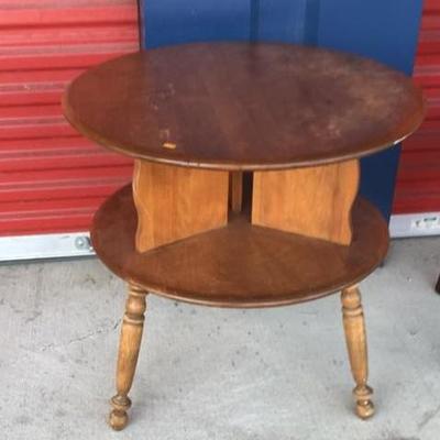 Round Blond Wood End table Lot # PX110 Local Pickup https://www.ebay.com/itm/123347797500