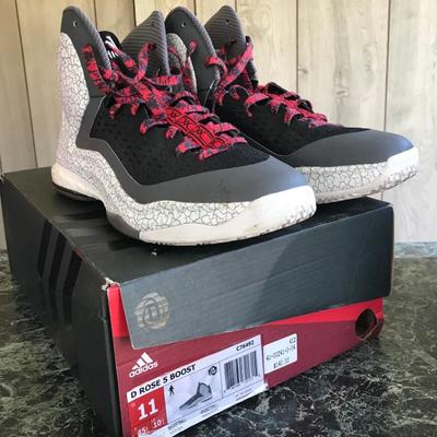 Nike mens size 10.5 and 11
