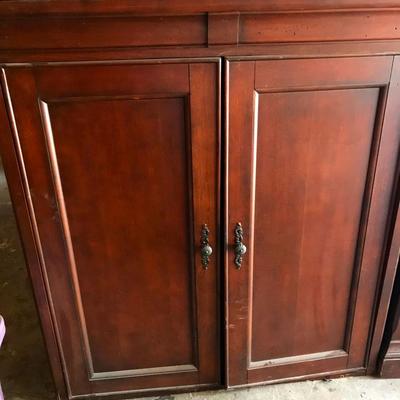 5 Piece King Bedroom Set. King bed with high back board and a footboard, dresser/armoire, 2 night stands
