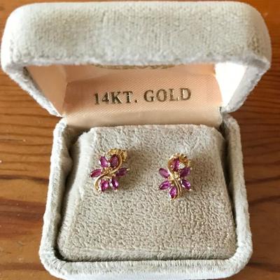 14k Gold earrings
